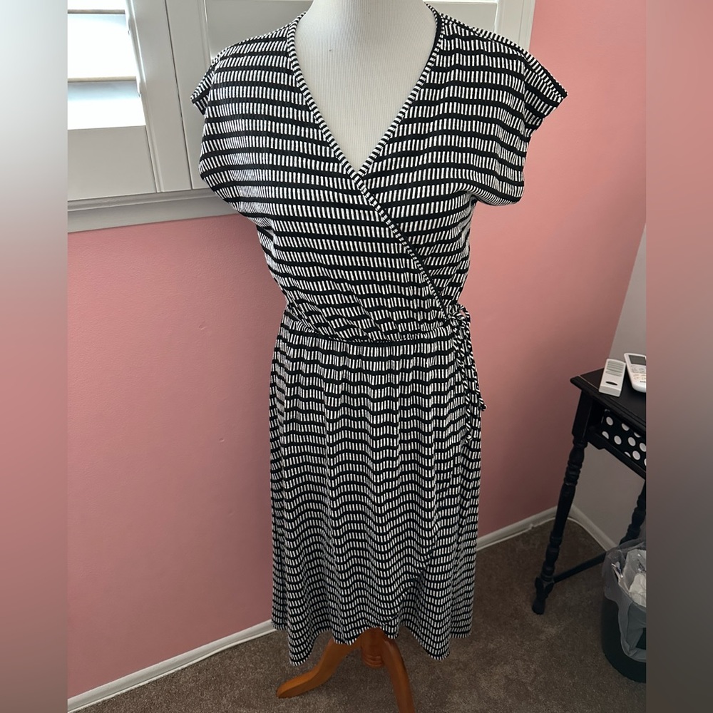Size M Black and White Stripe Dress